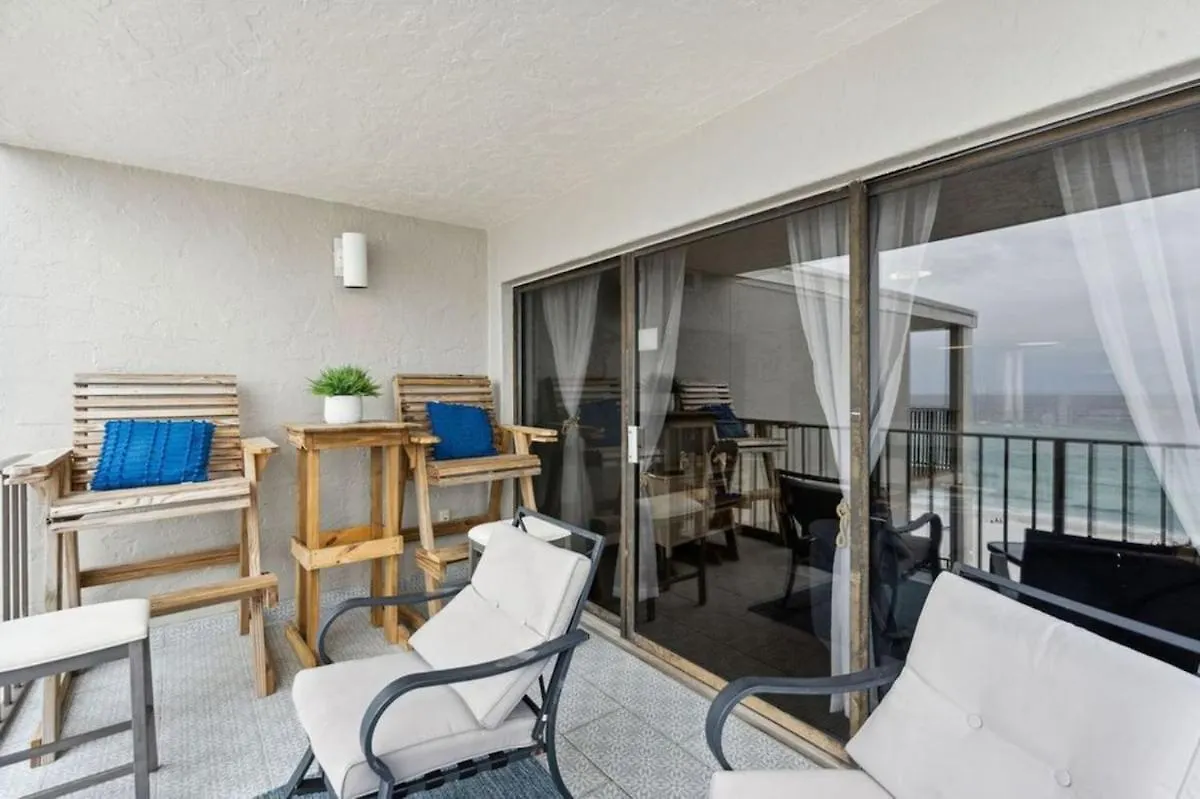 Отель Moondrifter 804 - Sleeps 6 - 2 Bedroom 2 Ba With Bunks Панама-Сити